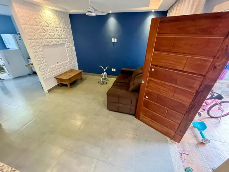 Foto 1 de Sobrado com 2 quartos à venda, 120m2 em Peró, Cabo Frio - RJ