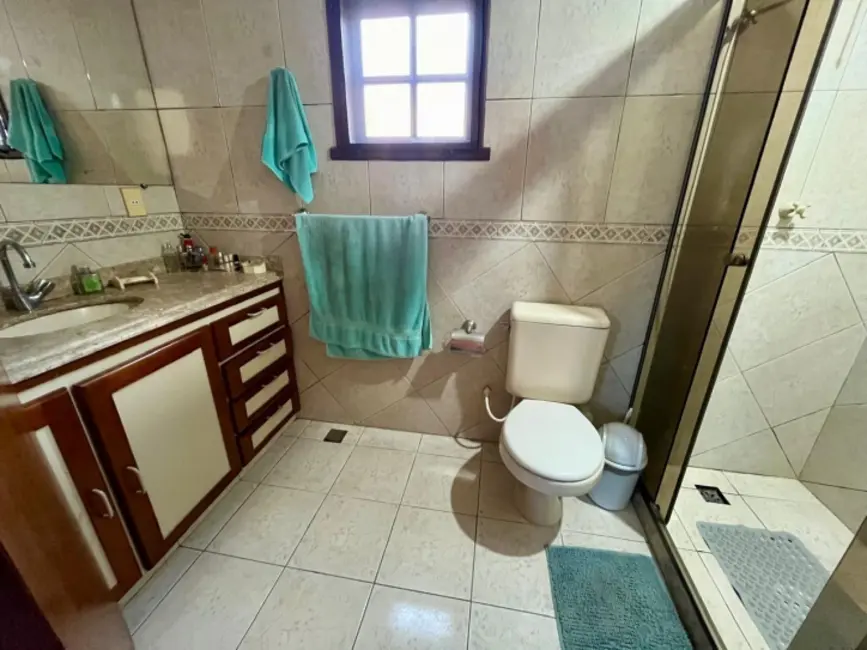 Casa com 4 quartos à venda, 420m2 em Portinho, Cabo Frio - RJ - imagem 9 Foto 9 de Casa com 4 quartos à venda, 420m2 em Portinho, Cabo Frio - RJ