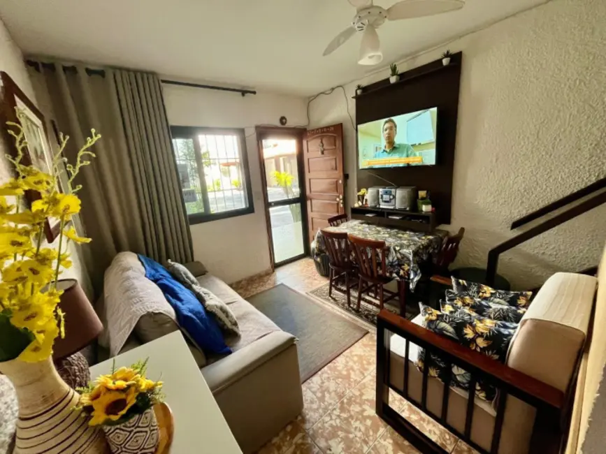 Foto 1 de Sobrado com 1 quarto à venda, 55m2 em Algodoal, Cabo Frio - RJ
