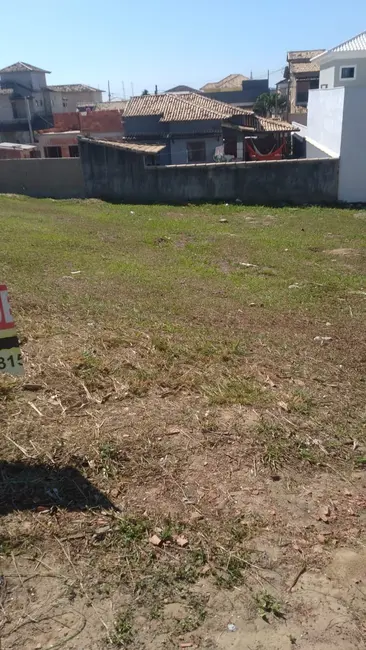 Foto 1 de Terreno / Lote à venda, 300m2 em Cabo Frio - RJ