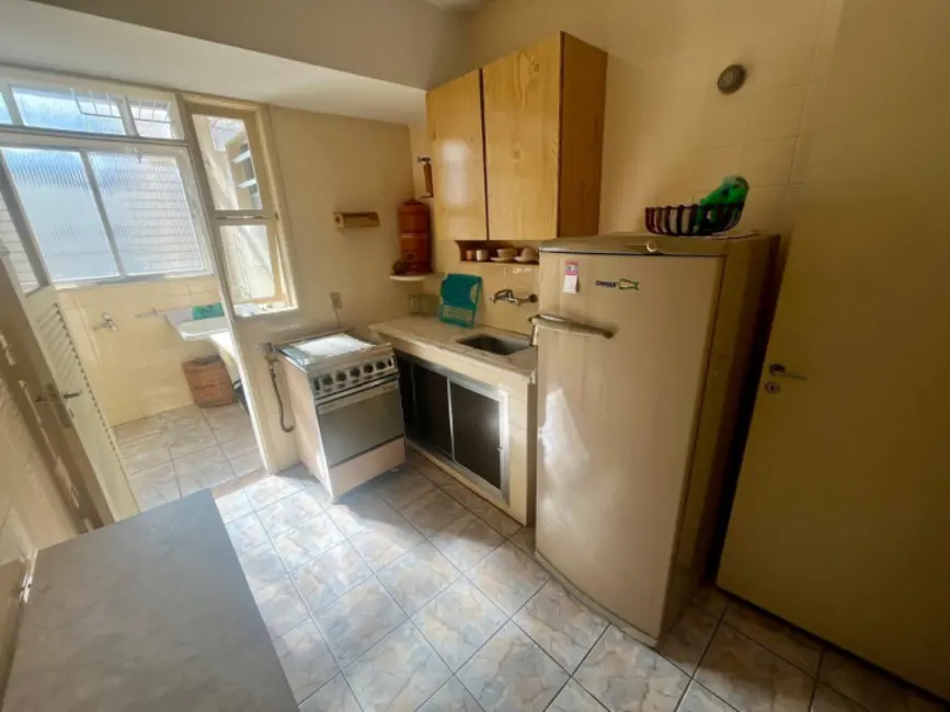 Foto 2 de Apartamento com 2 quartos à venda, 94m2 em Centro, Cabo Frio - RJ