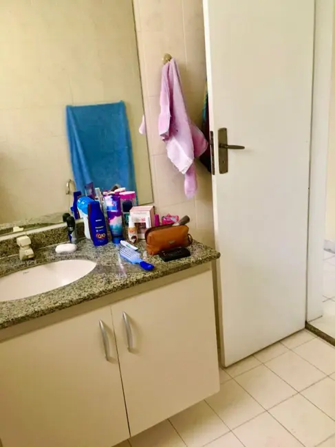 Foto 5 de Apartamento com 3 quartos à venda, 107m2 em Centro, Cabo Frio - RJ
