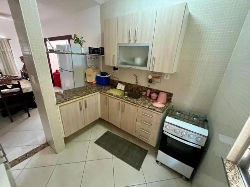 Apartamento com 4 quartos à venda, 154m2 em Centro, Cabo Frio - RJ - imagem 7 Foto 7 de Apartamento com 4 quartos à venda, 154m2 em Centro, Cabo Frio - RJ