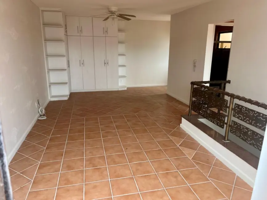 Cobertura com 2 quartos à venda, 182m2 em Centro, Cabo Frio - RJ - imagem 9 Foto 9 de Cobertura com 2 quartos à venda, 182m2 em Centro, Cabo Frio - RJ