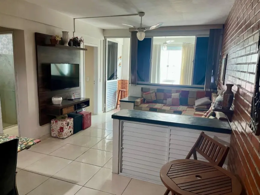 Foto 2 de Apartamento com 2 quartos à venda, 75m2 em Braga, Cabo Frio - RJ