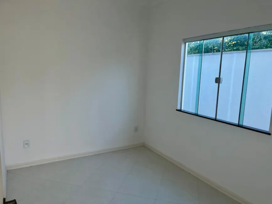 Casa com 3 quartos à venda, 210m2 em Cabo Frio - RJ - imagem 4 Foto 4 de Casa com 3 quartos à venda, 210m2 em Cabo Frio - RJ