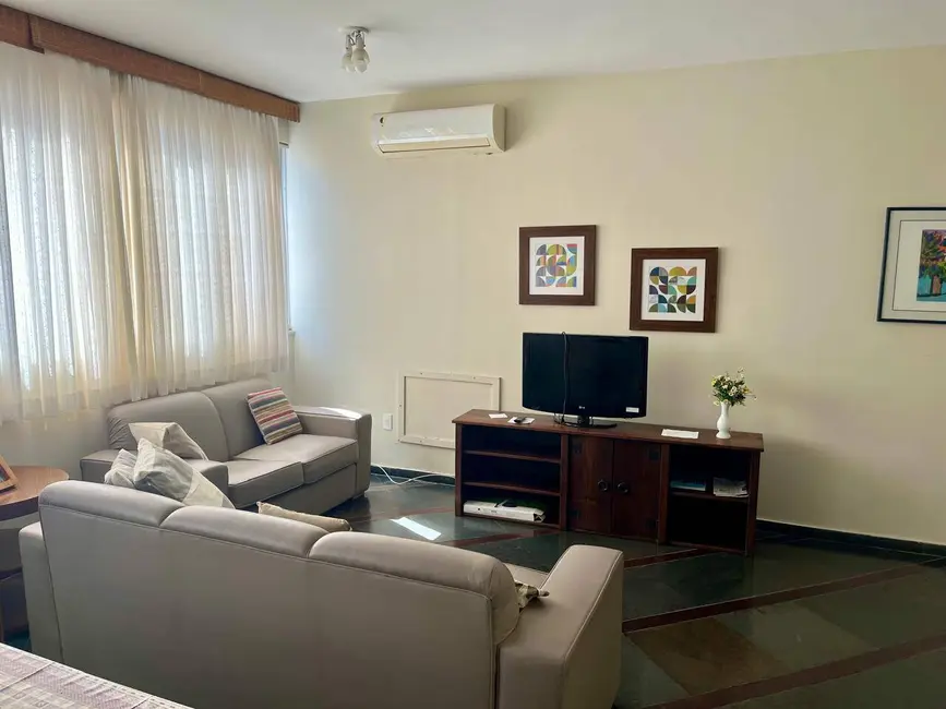 Foto 2 de Apartamento com 4 quartos à venda em Cabo Frio - RJ