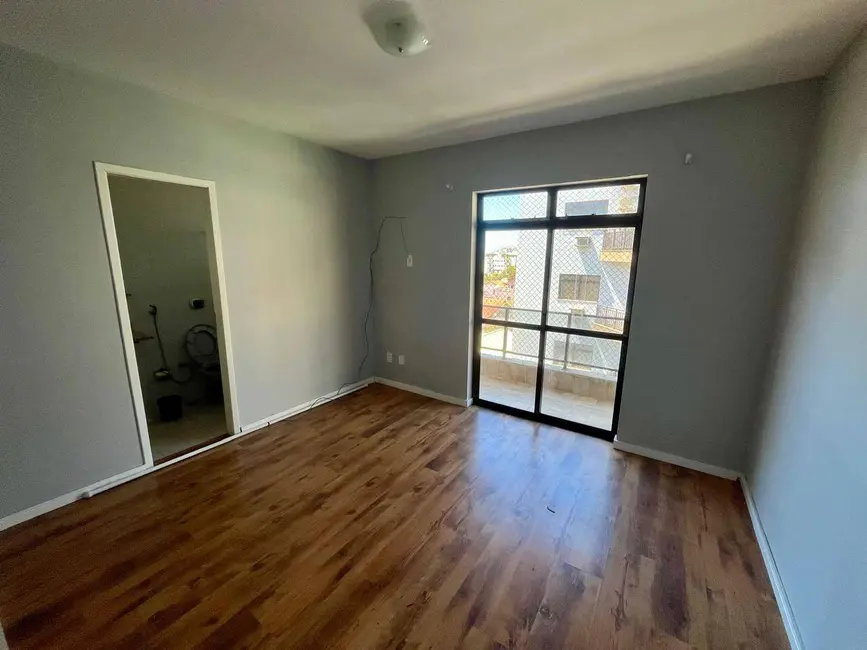 Foto 2 de Apartamento com 3 quartos para alugar em Passagem, Cabo Frio - RJ