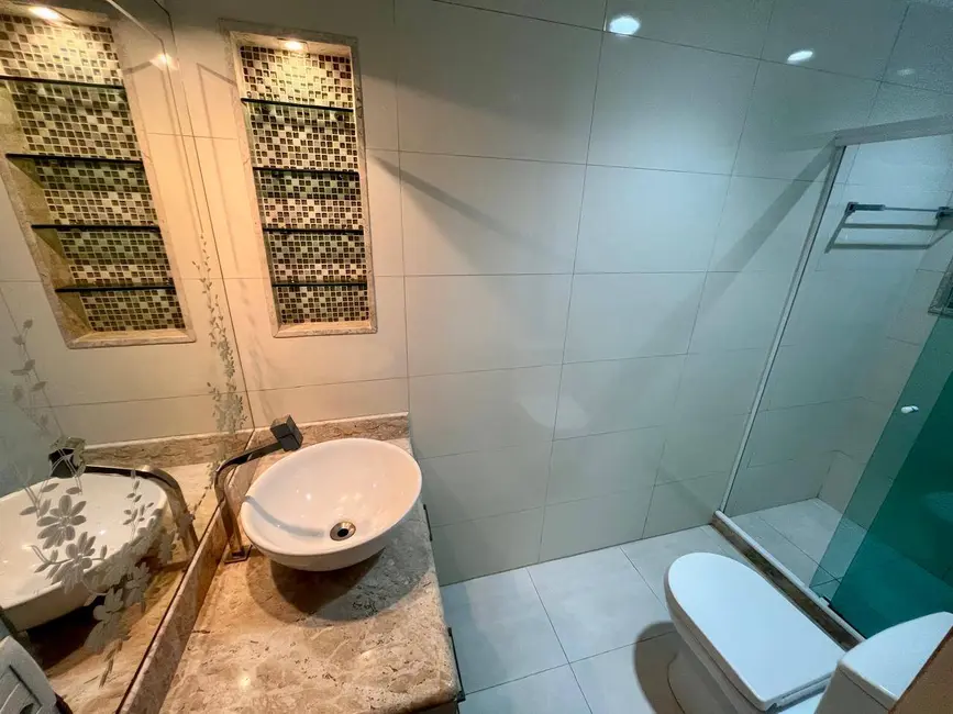 Apartamento com 3 quartos à venda, 100m2 em Centro, Cabo Frio - RJ - imagem 6 Foto 6 de Apartamento com 3 quartos à venda, 100m2 em Centro, Cabo Frio - RJ