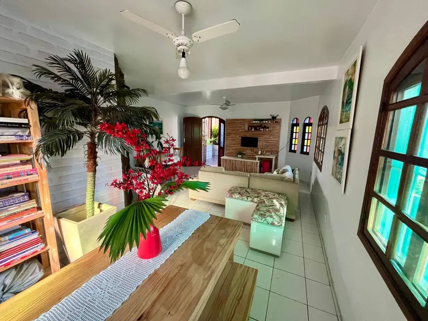 Casa com 3 quartos para alugar, 100m2 em Jardim Flamboyant, Cabo Frio - RJ - imagem 3 Foto 3 de Casa com 3 quartos para alugar, 100m2 em Jardim Flamboyant, Cabo Frio - RJ