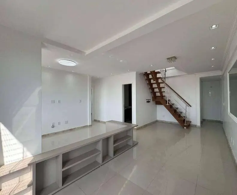 Apartamento com 3 quartos à venda, 196m2 em Braga, Cabo Frio - RJ - imagem 5 Foto 5 de Apartamento com 3 quartos à venda, 196m2 em Braga, Cabo Frio - RJ