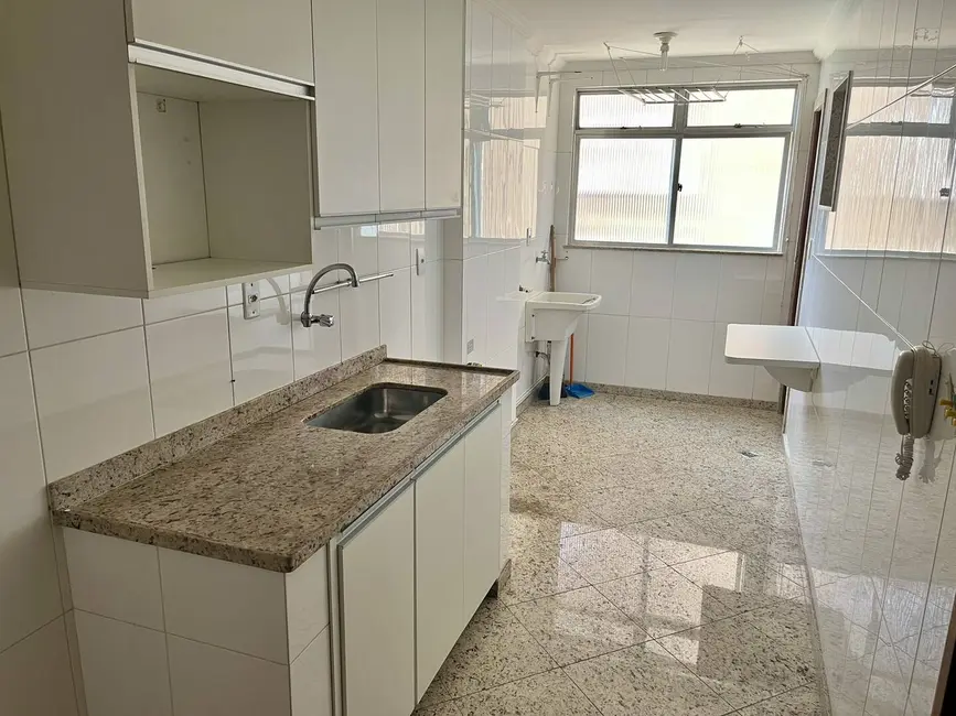Foto 6 de Apartamento com 3 quartos para alugar, 90m2 em Cabo Frio - RJ