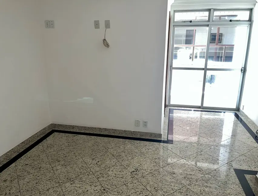Foto 4 de Apartamento com 3 quartos para alugar, 90m2 em Cabo Frio - RJ