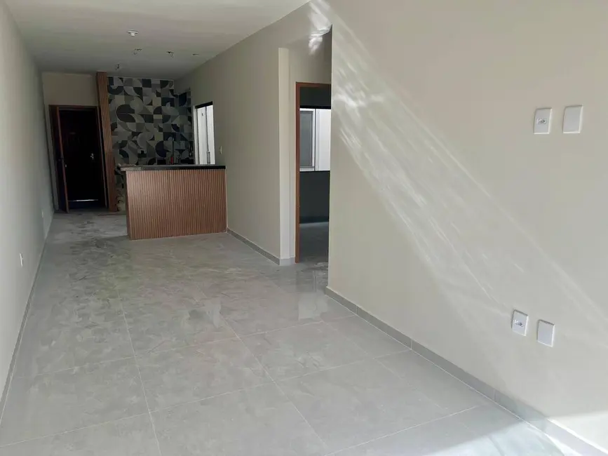 Foto 4 de Casa de Condomínio com 2 quartos à venda em Cabo Frio - RJ