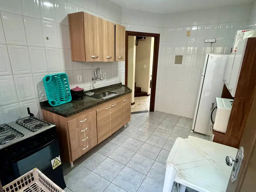 Foto 5 de Casa de Condomínio com 2 quartos à venda, 90m2 em Foguete, Cabo Frio - RJ