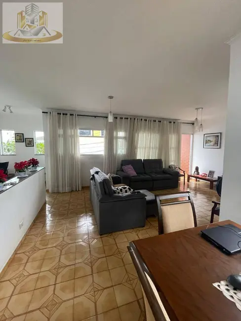 Foto 8 de Casa com 3 quartos à venda, 300m2 em Vila Paulo Silas, São Paulo - SP