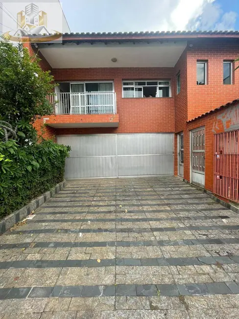 Foto 1 de Casa com 3 quartos à venda, 300m2 em Vila Paulo Silas, São Paulo - SP