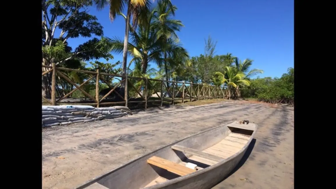 Foto 3 de Terreno / Lote à venda, 14000m2 em Marau - BA