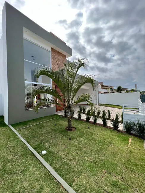 Foto 4 de Casa à venda em Camacari - BA