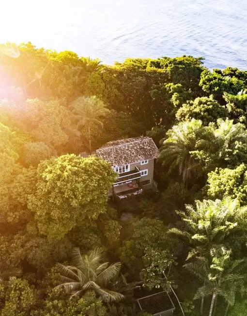 Foto 1 de Casa com 4 quartos à venda, 1000m2 em Cairu - BA