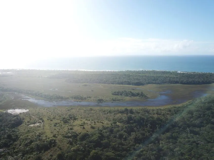 Foto 3 de Terreno / Lote à venda, 10000m2 em Marau - BA