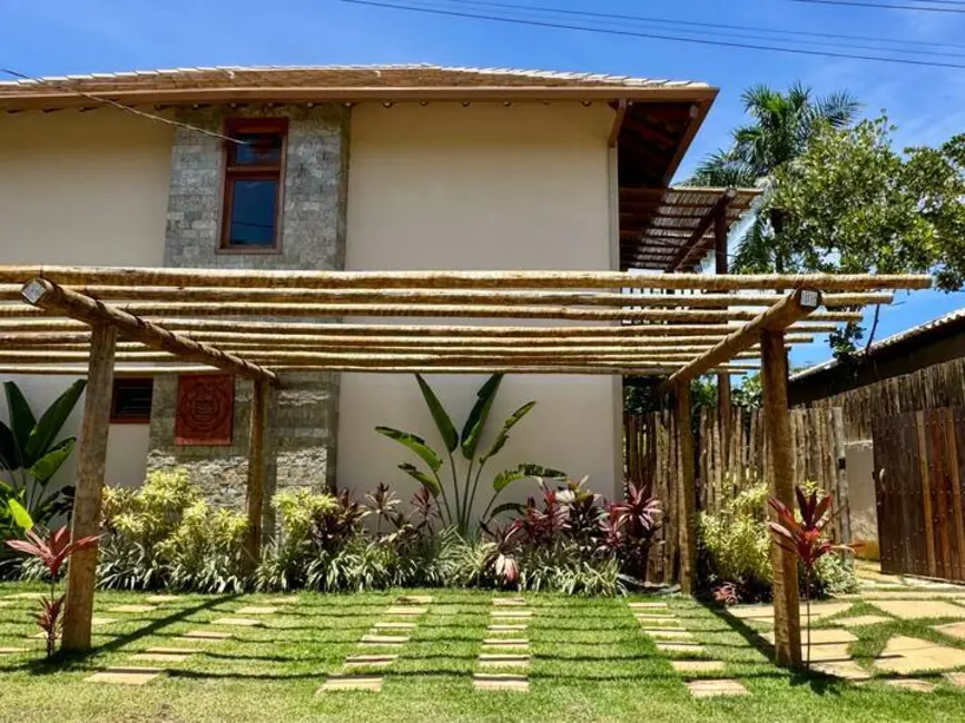 Foto 1 de Casa com 3 quartos à venda, 225m2 em Marau - BA