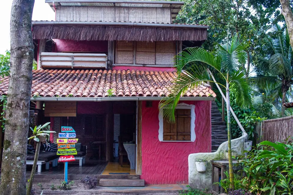 Foto 1 de Casa com 2 quartos à venda, 300m2 em Marau - BA