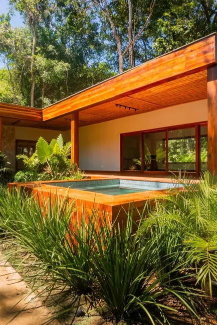 Foto 6 de Casa com 4 quartos à venda, 900m2 em Itacare - BA