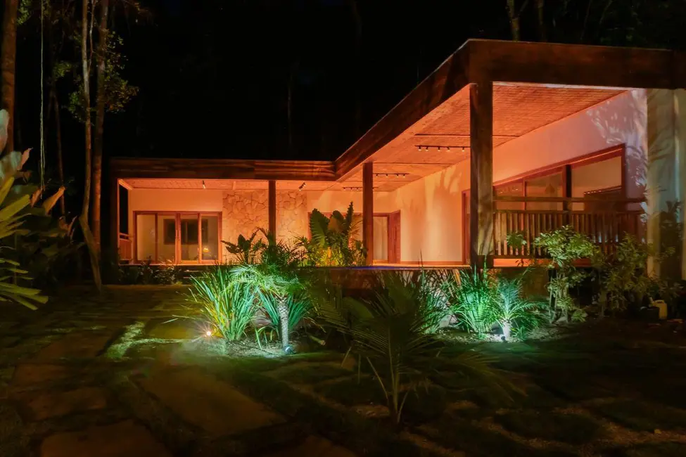 Foto 4 de Casa com 4 quartos à venda, 900m2 em Itacare - BA