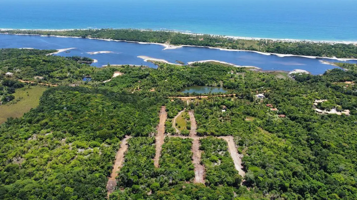 Foto 1 de Terreno / Lote à venda e para alugar, 104000m2 em Marau - BA
