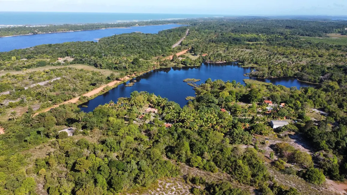 Foto 1 de Terreno / Lote à venda, 91500m2 em Marau - BA