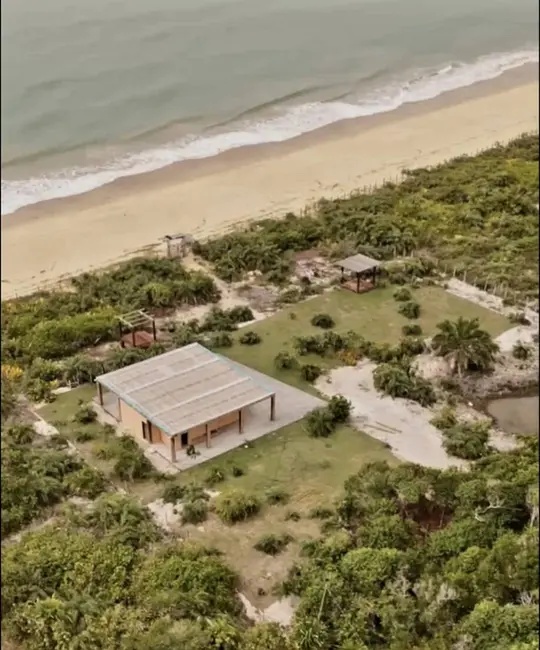 Foto 1 de Terreno / Lote à venda, 20000m2 em Porto Seguro - BA