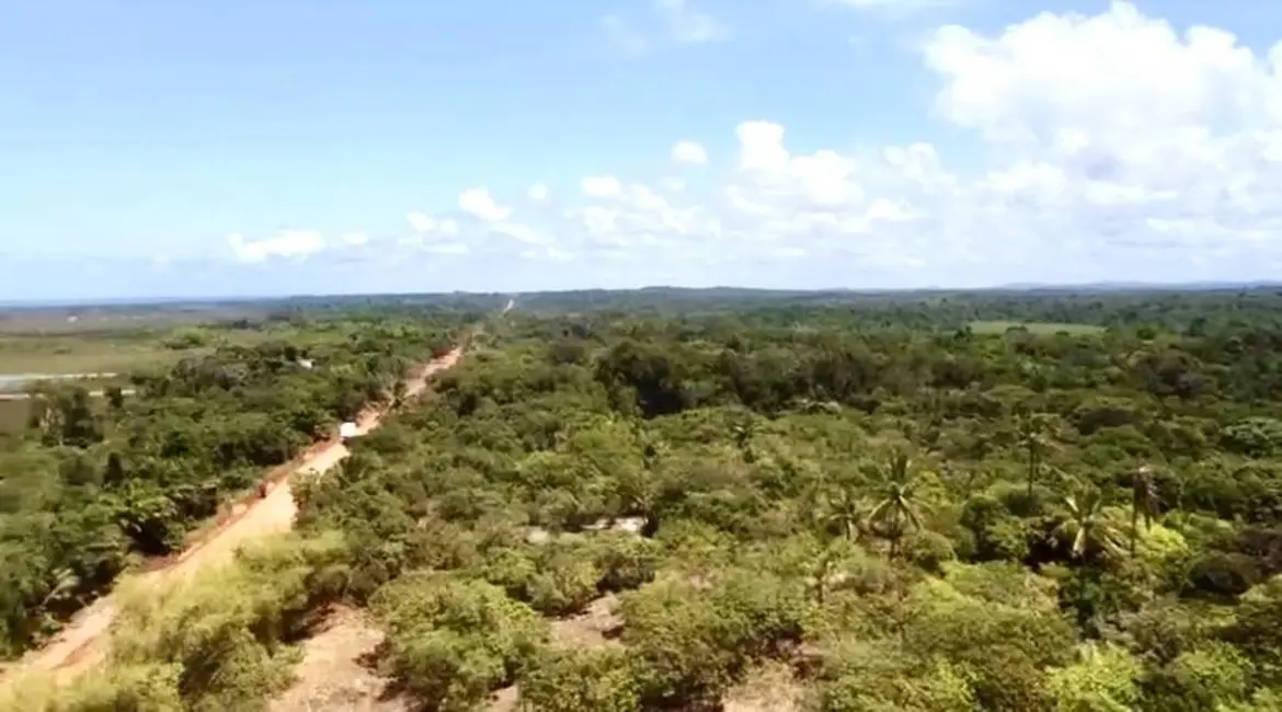 Foto 1 de Terreno / Lote à venda, 10000m2 em Marau - BA