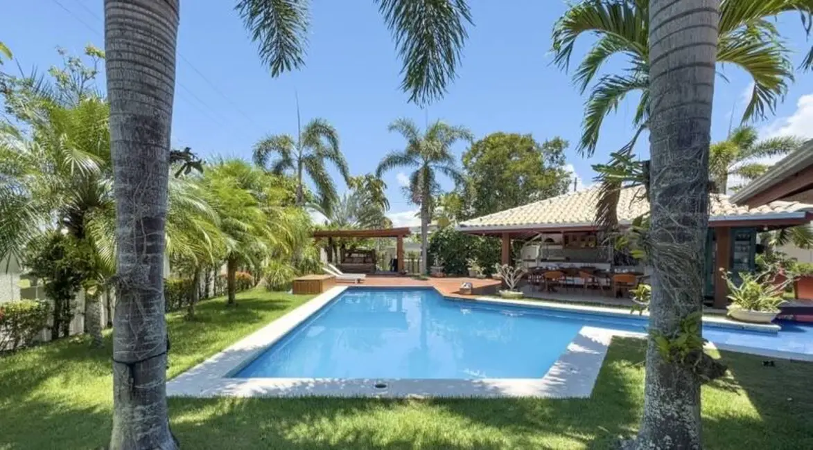 Foto 1 de Casa com 7 quartos à venda em Ilheus - BA