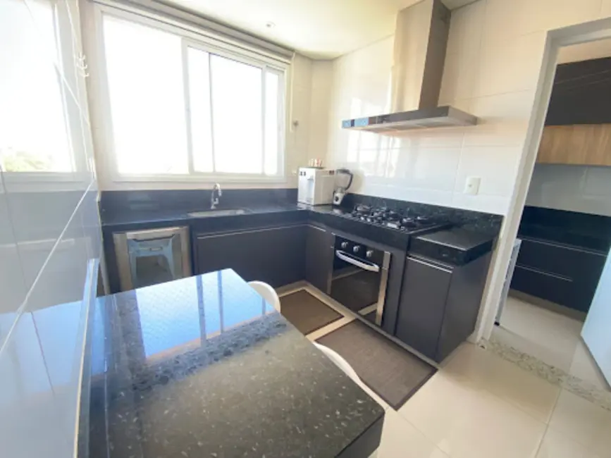 Apartamento com 3 quartos à venda, 102m2 em Segismundo Pereira, Uberlandia - MG - imagem 3 Foto 3 de Apartamento com 3 quartos à venda, 102m2 em Segismundo Pereira, Uberlandia - MG