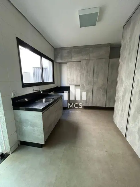 Foto 8 de Casa de Condomínio com 4 quartos à venda, 360m2 em Aclimação, Uberlandia - MG