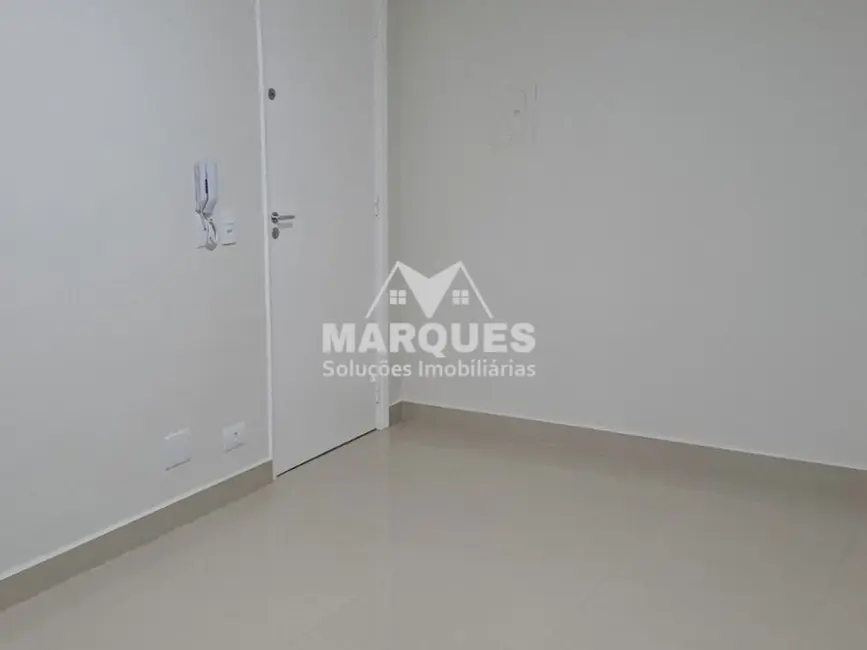 Foto 2 de Apartamento com 2 quartos à venda, 45m2 em Parque Bandeirantes I (Nova Veneza), Sumare - SP