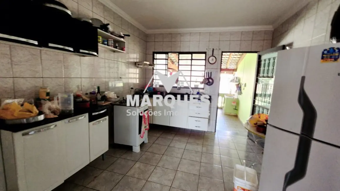 Casa com 3 quartos à venda, 215m2 em Jardim Amanda II, Hortolandia - SP - imagem 8 Foto 8 de Casa com 3 quartos à venda, 215m2 em Jardim Amanda II, Hortolandia - SP