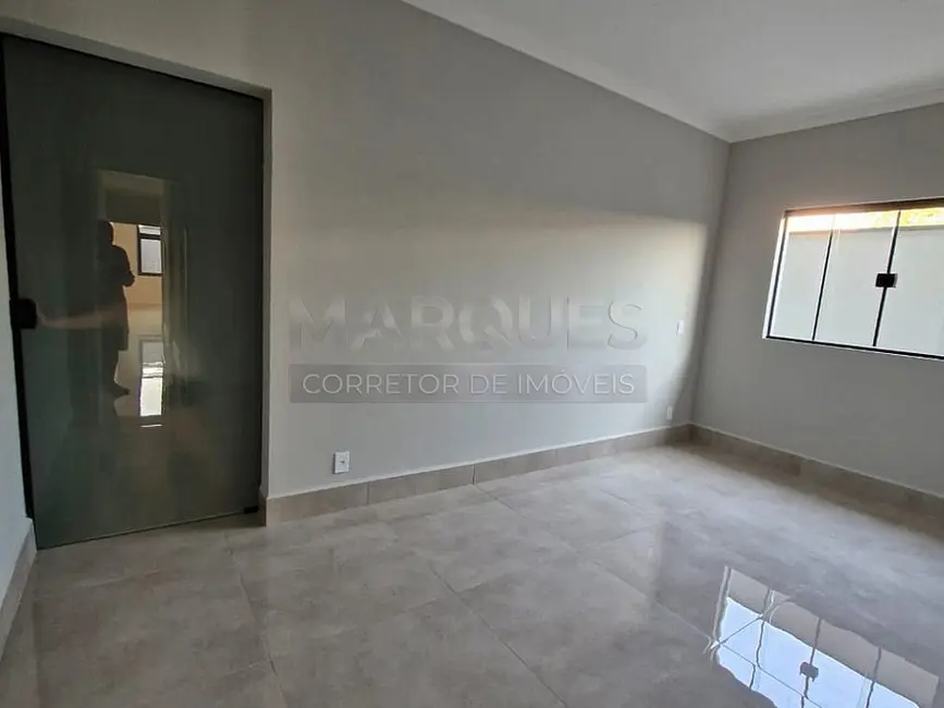 Foto 2 de Casa com 3 quartos à venda, 110m2 em Hortolandia - SP