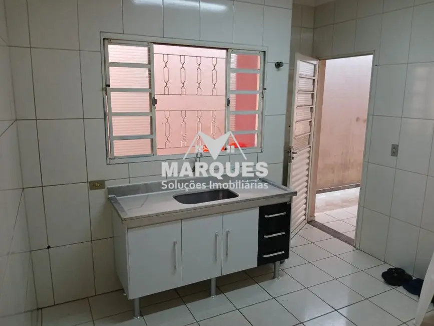 Foto 8 de Casa com 2 quartos à venda, 79m2 em Jardim Everest, Hortolandia - SP