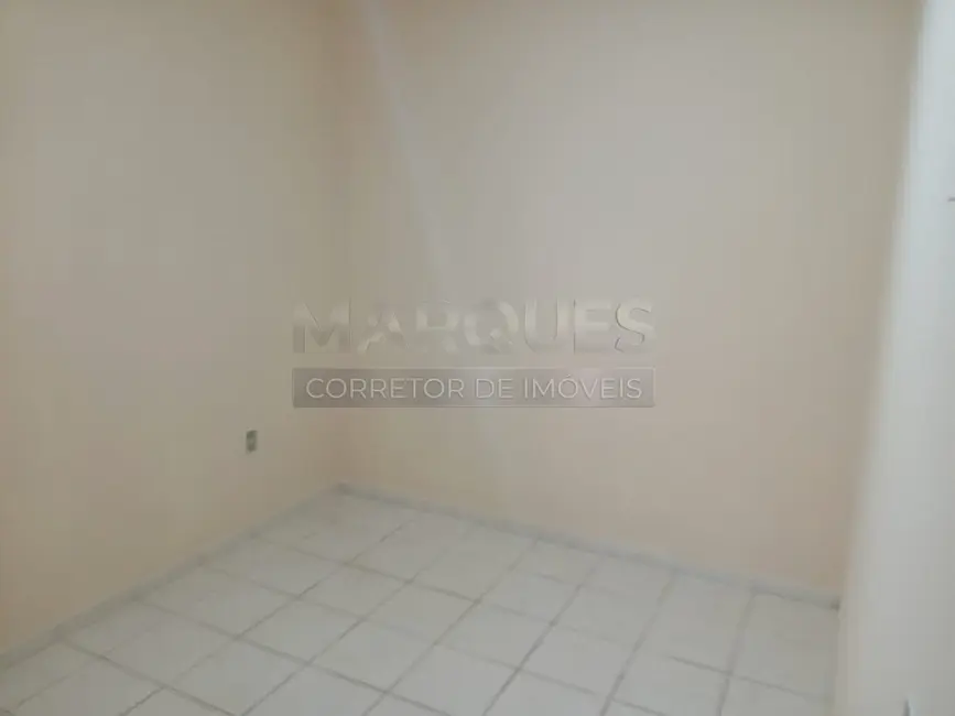 Foto 7 de Casa com 2 quartos à venda, 79m2 em Jardim Everest, Hortolandia - SP