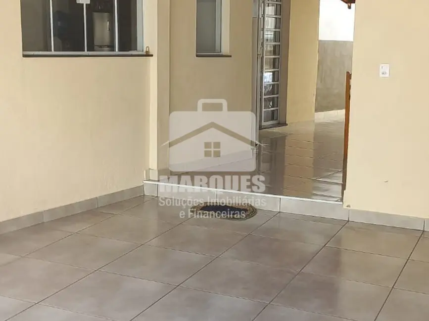 Foto 2 de Casa com 3 quartos à venda, 160m2 em Sumare - SP