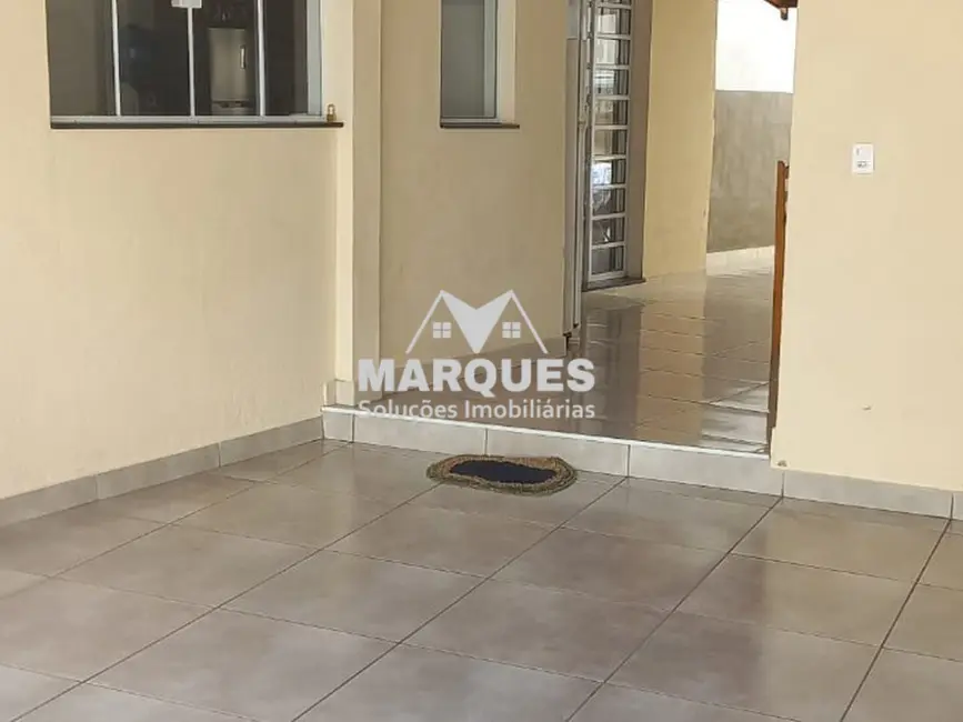 Foto 2 de Casa com 3 quartos à venda, 120m2 em Sumare - SP