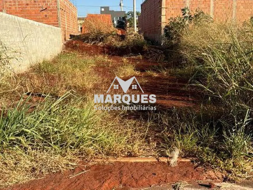 Foto 1 de Terreno / Lote à venda, 160m2 em Hortolandia - SP