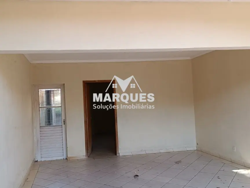 Sobrado com 3 quartos à venda, 165m2 em Jardim Nova Hortolândia II, Hortolandia - SP - imagem 2 Foto 2 de Sobrado com 3 quartos à venda, 165m2 em Jardim Nova Hortolândia II, Hortolandia - SP