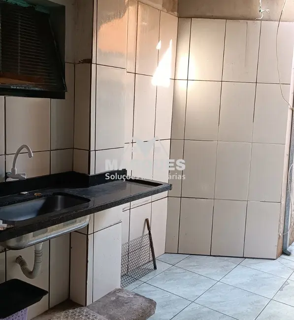 Sobrado com 3 quartos à venda, 165m2 em Jardim Nova Hortolândia II, Hortolandia - SP - imagem 9 Foto 9 de Sobrado com 3 quartos à venda, 165m2 em Jardim Nova Hortolândia II, Hortolandia - SP