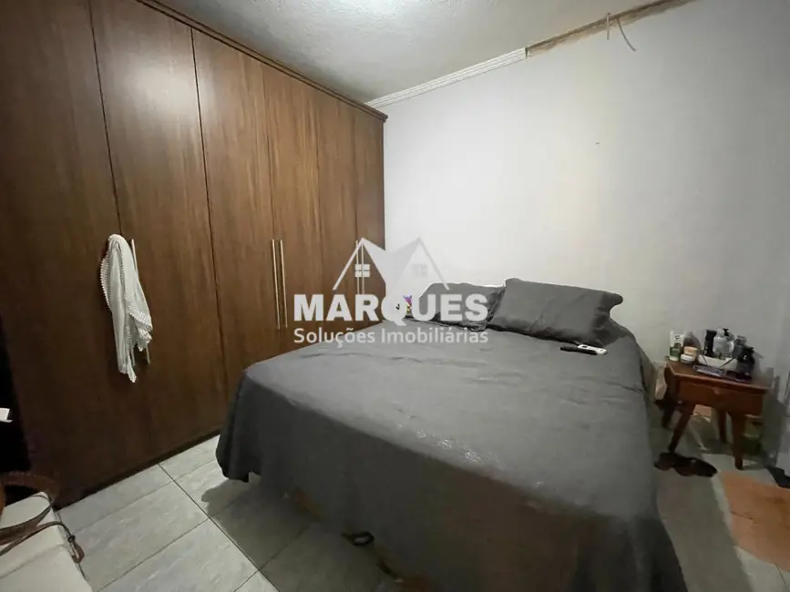Foto 4 de Casa com 2 quartos à venda, 89m2 em Jardim Amanda II, Hortolandia - SP