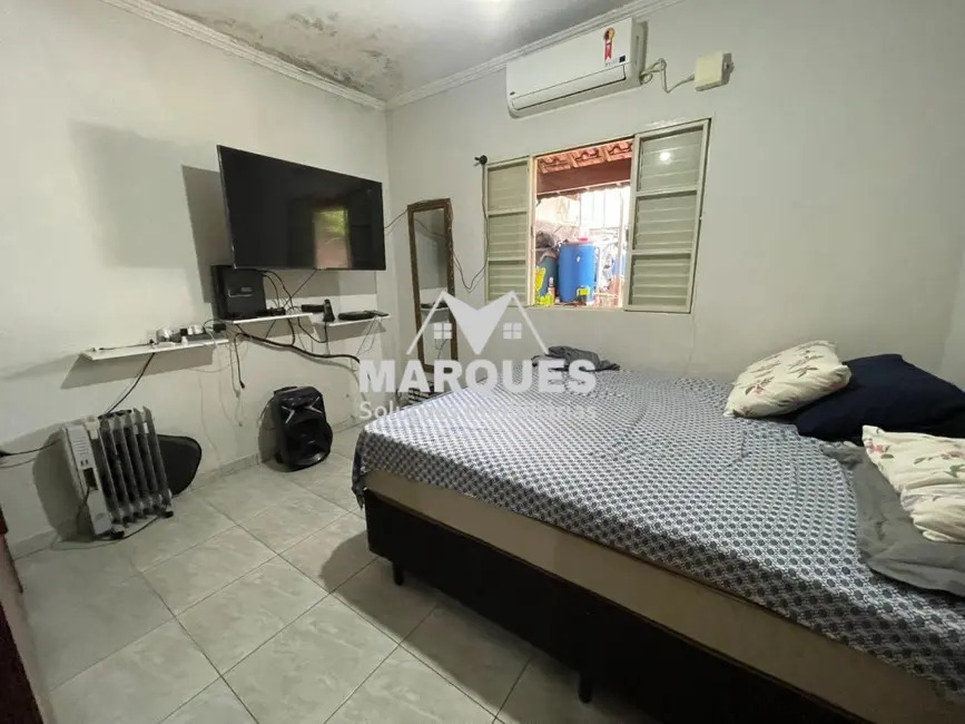 Foto 5 de Casa com 2 quartos à venda, 89m2 em Jardim Amanda II, Hortolandia - SP