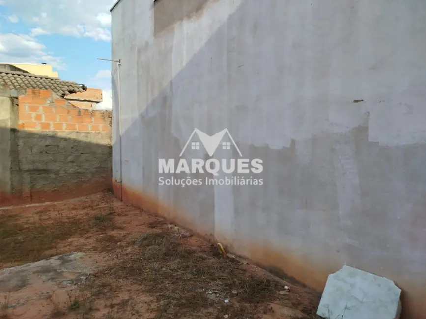 Foto 4 de Terreno / Lote à venda, 301m2 em Jardim das Figueiras II, Hortolandia - SP