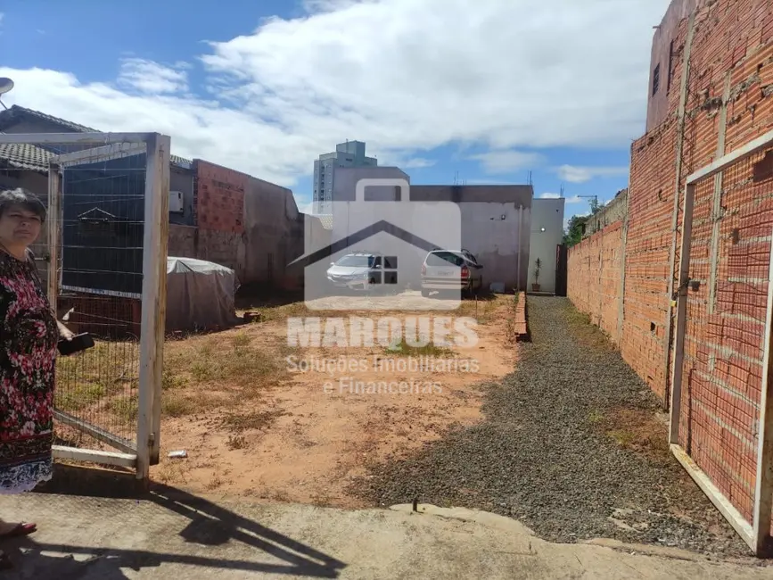Foto 1 de Terreno / Lote à venda, 301m2 em Jardim das Figueiras II, Hortolandia - SP